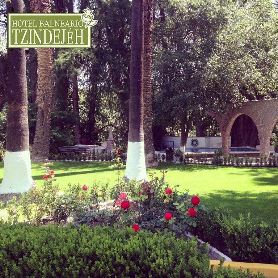 Hotel Balneario Tzindejeh Tasquillo Esterno foto